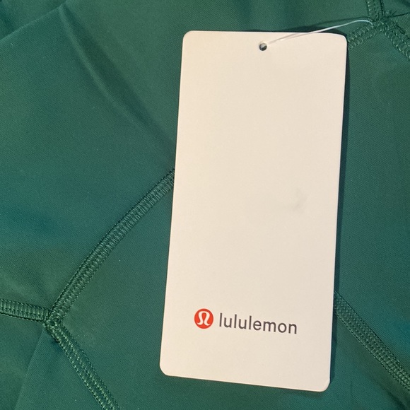 SOLD Lululemon Power Thru High Rise Tight - Picture 7 of 9